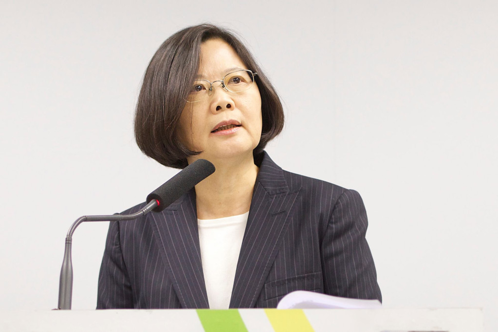 前立院秘書長林錫山涉貪爆案外案，林錫山曾代昇恆昌集團捐款給民進黨總統候選人蔡英文2千萬元，但遭蔡直接退回。（黃謙賢攝）