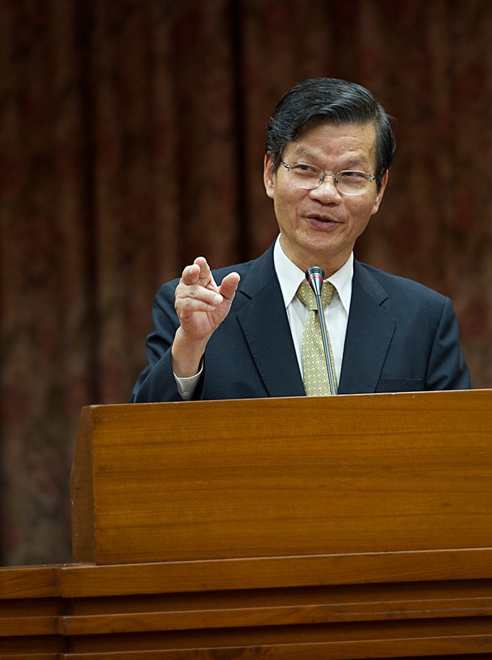 中研院院長翁啟惠捲入浩鼎案，搞得聲名狼藉，台灣的生技和生醫產業，可能也因浩鼎案被搞得市場失去了信心，甚至毀掉台灣生技產業！（黃謙賢 攝）