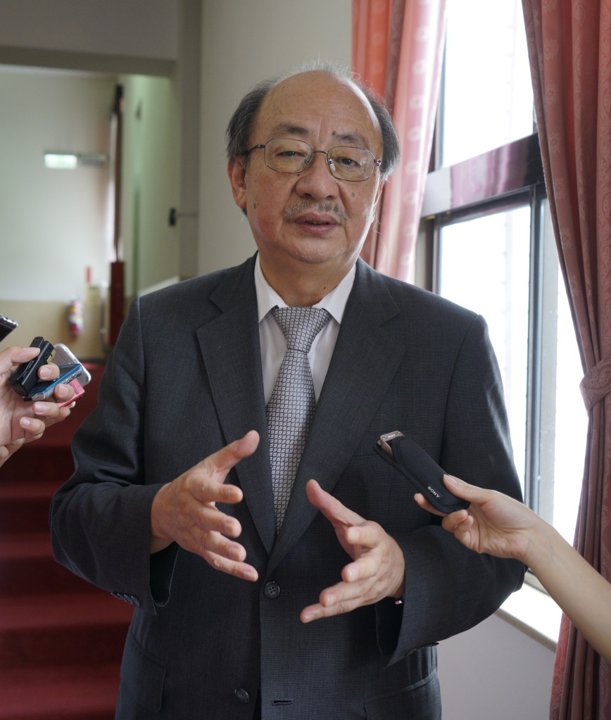 民進黨立法院黨團總召柯建銘22日表示,他確實有打電話給王金平,希望王不要出席文化總會臨時執委諮委會議,呼籲「文化還給文化,政治退出」。圖張良一(資料照)