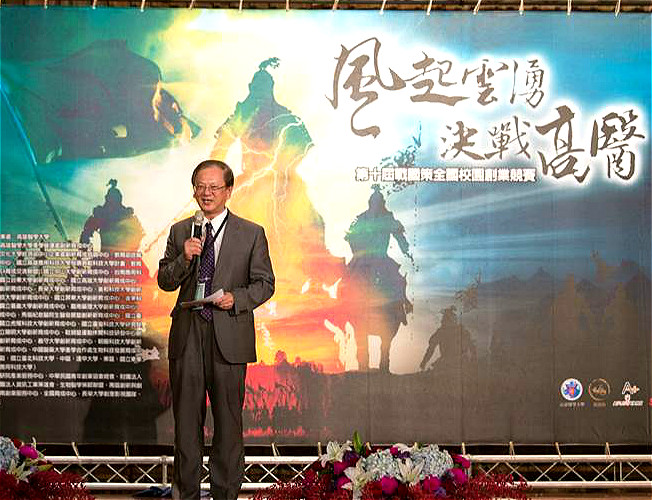 高醫大校長劉景寬正面回應學生希望多與校長溝通校務的訴求。（取材自網路）