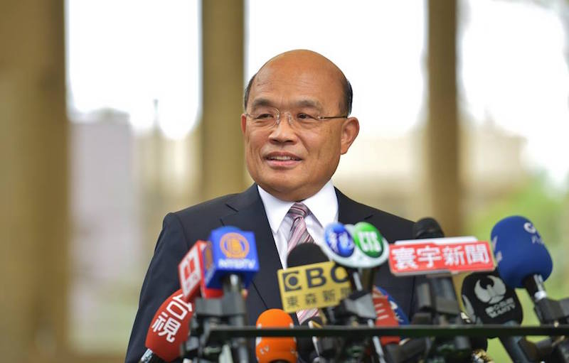台南、高雄市議會呼籲特赦陳水扁，蘇貞昌：只有總統可以決定。（郭文宏攝）