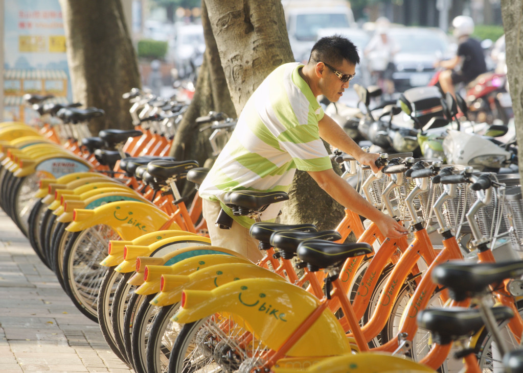 Youbike系統於今年8月底發生大當機事件，全面暫停營運，且連續2天系統不穩。經檢調調查，原來是工程師不滿而植入惡意程式。(圖/張良一，民報資料照)