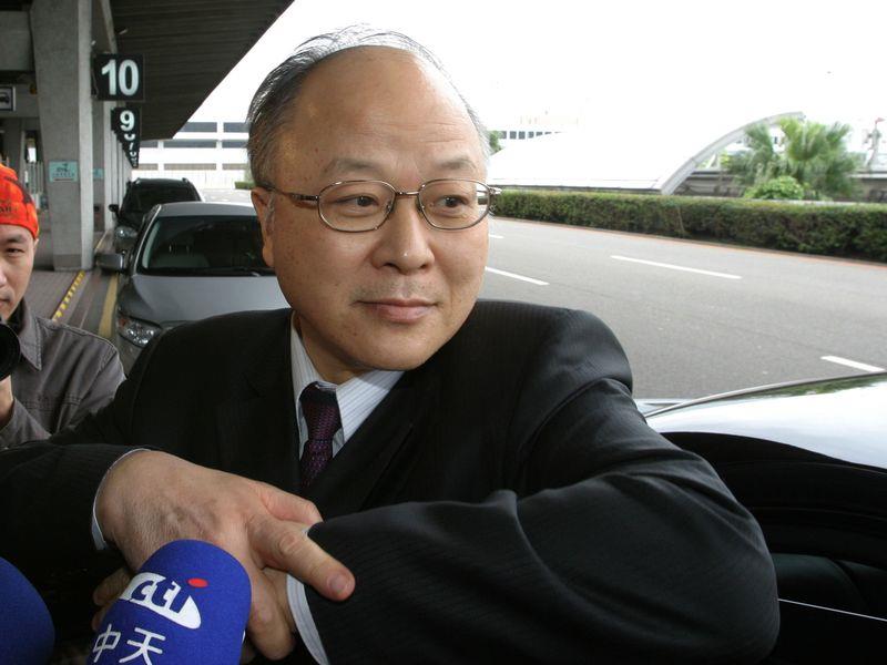 馬英九執政時期，郭冠英以范蘭欽筆名辱罵台灣人，後來被查出是郭冠英所為，而且還是公務員，綠營一片譁然，卻沒聽到「統派」人士譴責郭冠英。(中央社資料照)