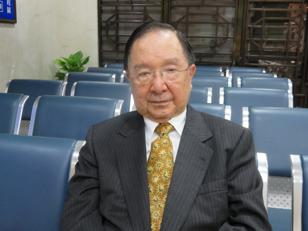 針對「年金改革」議題，總統府前資政吳澧培今天呼籲，蔡總統應「堅持、堅持再堅持」，年金改革愈快愈好，蔡總統應「堅持堅持再堅持」。圖／唐詩