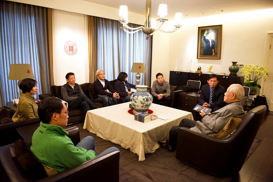 黃國昌率立委當選人拜會李登輝，李承諾協助歐美日國會外交。（黃謙賢攝）