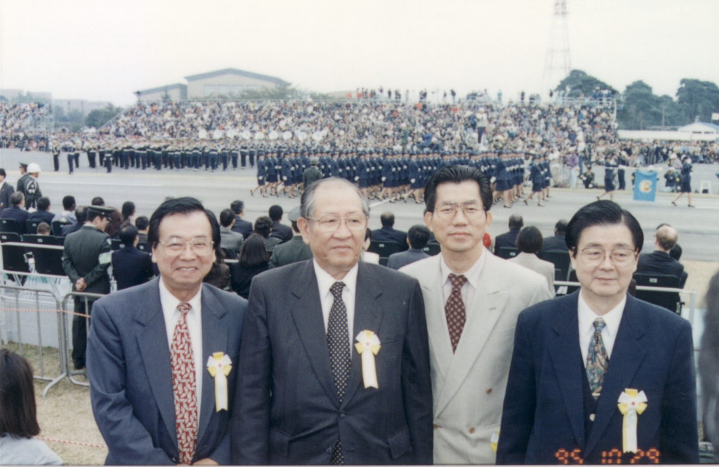 總統府國策顧問、民進黨創黨第一任秘書長黃爾璇（右一）9日辭世，享壽83歲。（左起張燦鍙、黃昭堂、李應元）圖／取自黃爾璇部落格http://ngnisuan.blogspot.com/