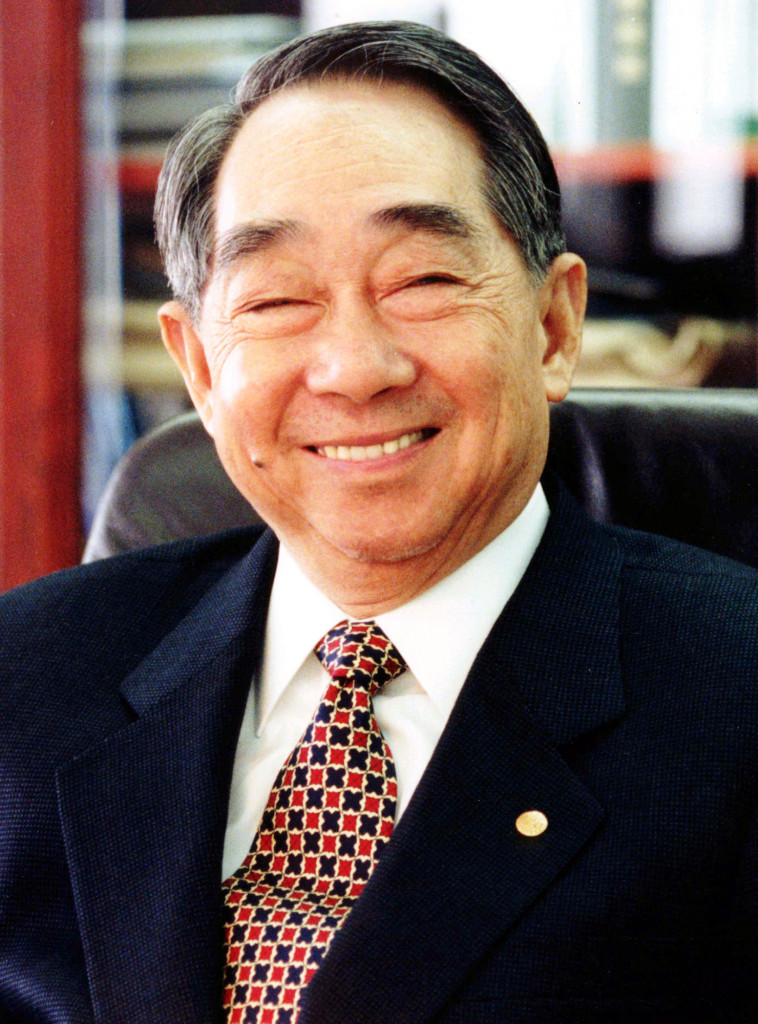 張榮發笑起來非常慈祥，長榮集團曾索取這張圖片收納在張榮發的英文自傳書中。記者蔡育豪攝影