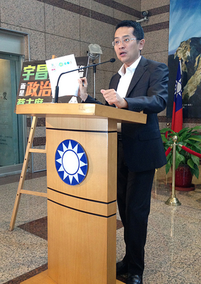 針對民進黨台中市長參選人林佳龍競選總部主委蘇嘉全指控，國民黨文傳會主委范姜泰基表示強烈抗議，將保留法律追訴權（中央社資料照片）