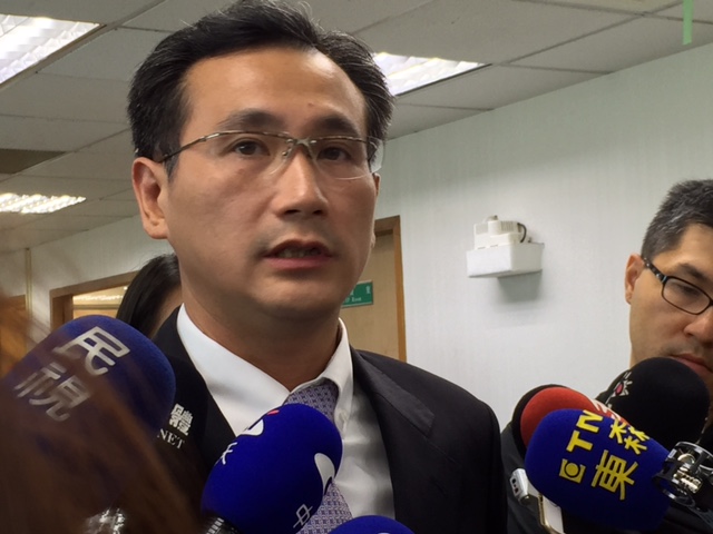 「馬習會」週六登場，民進黨4日上午召開記者會發表聲明。（朱蒲青攝）