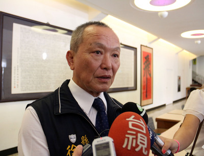 7月薪水發不出，苗栗縣長徐耀昌今北上向毛治國求救。（中央社）（資料照片）