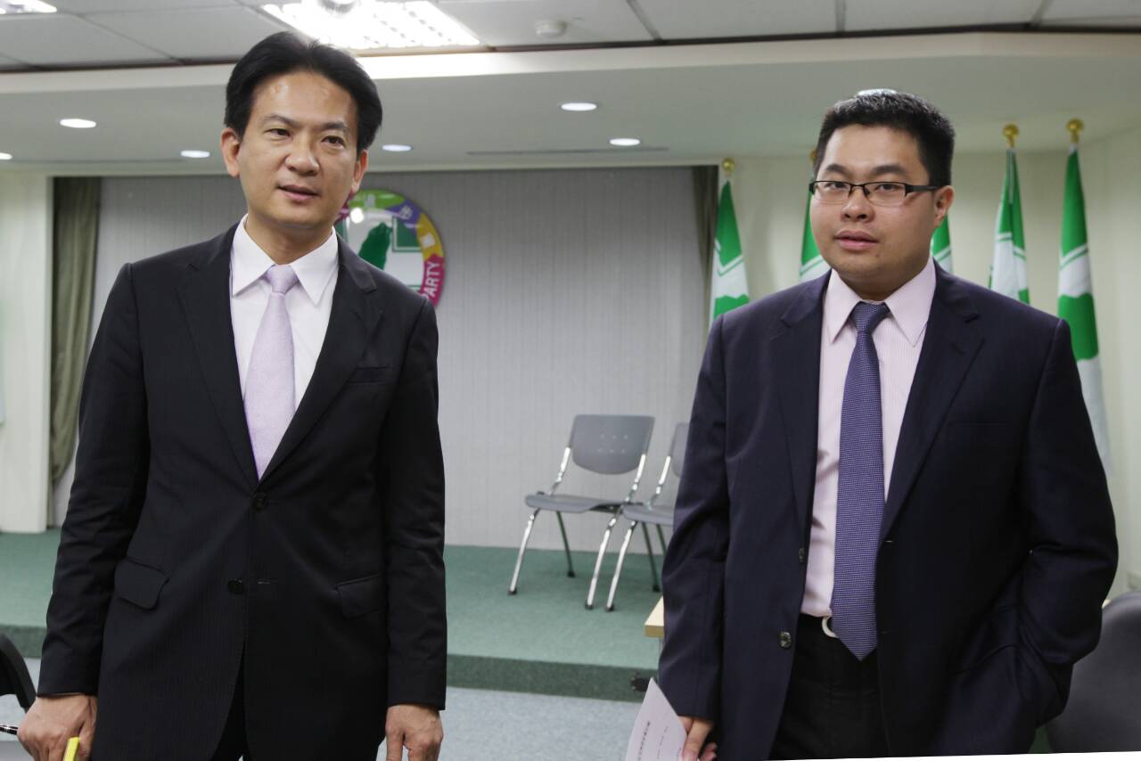 拔除北院庭長何張瑜鳳,民進黨:九月政爭延長賽。(朱蒲青攝)