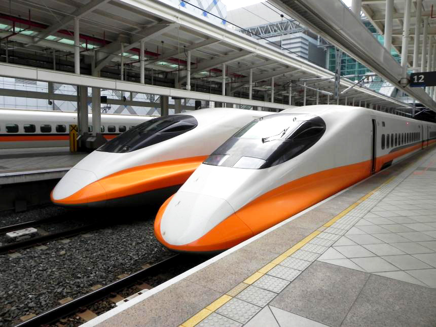 清明節有4天連假，台灣高鐵在4月2日至7日，加開147班次列車，加上正班車共開出940班車，今天凌晨零時起，開放訂票。（圖片：中央社）