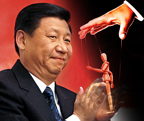 習近平要求黨與政府要管制宗教，並表示身為共產黨員「絕不能在宗教中尋找自己的價值和信念。」卻又跟星雲說：「大師送我的書，我全都讀完了。」星雲還說習近平成了他的書迷，兩相對照之下習近平的行為前後矛盾。（網路資料，民報合成）20160429