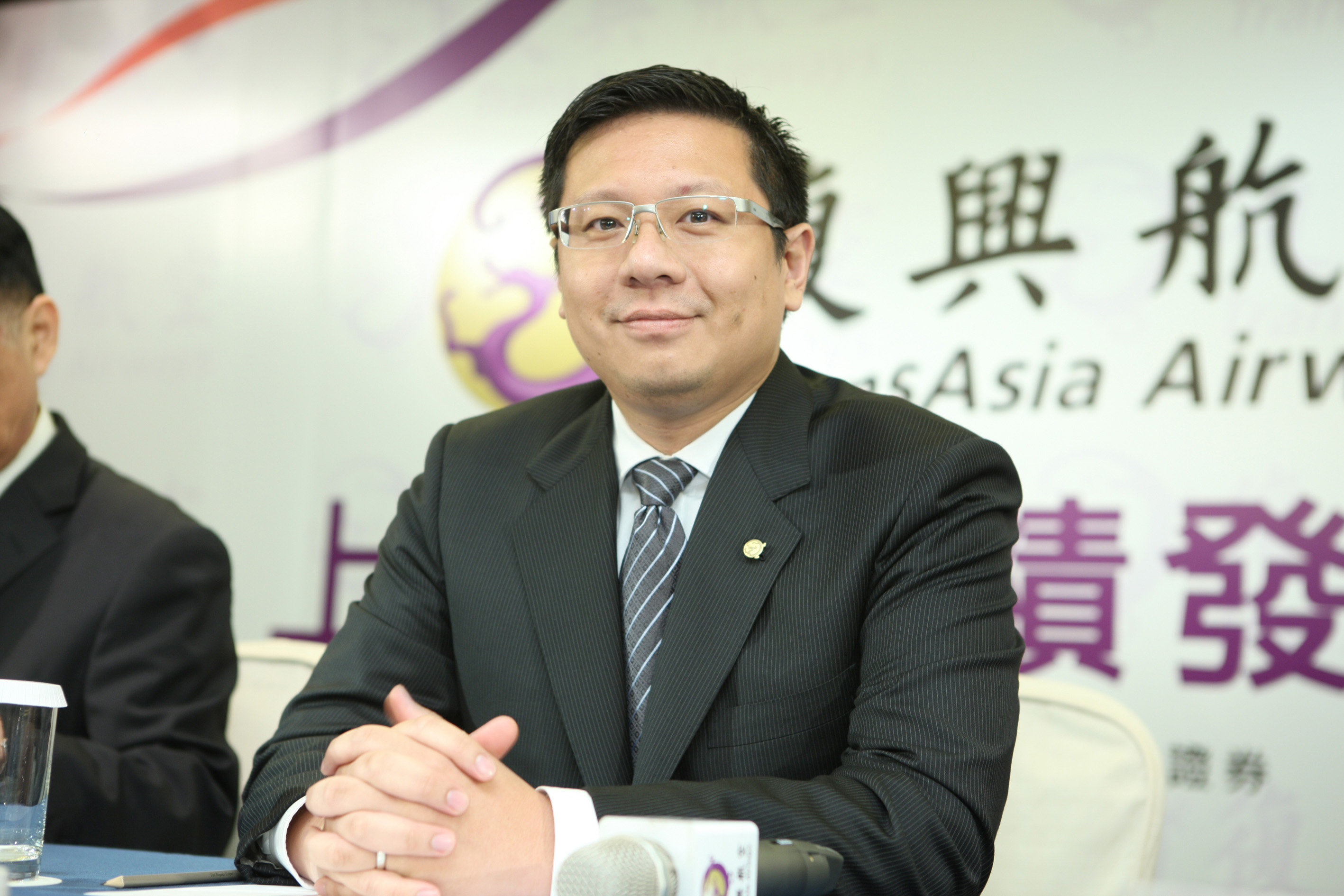 南港空難後，復興航空等業者遭勞檢認定違法，復興將提申訴。圖為復興航空董事長林明昇。(中央社資料照片)