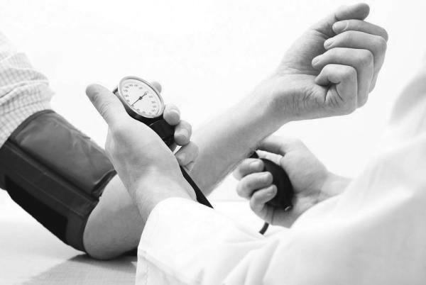 超過6成主動脈剝離的患者有高血壓病史，所以平時要注意自身的血壓狀況，若沒控制好血壓，更有可能造成主動脈剝離。（圖片取材自網路）