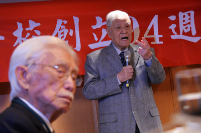 前總統李登輝26日出席台北高校同學會，發表演說時表示，執政者一定要「確立目標、堅定立場、以民為主、大膽去做」，讓大家安心。圖／中央社