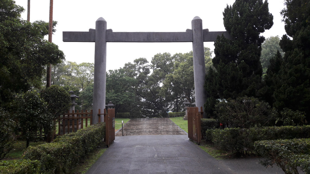 桃園神社80周年，桃園市政府舉辦「張燈結彩春櫻祭」活動，遭到統一促進黨人士到現場抗議，指責桃園市政府是「媚日賣台」。圖為桃園神社資料照片。圖劉明堂攝