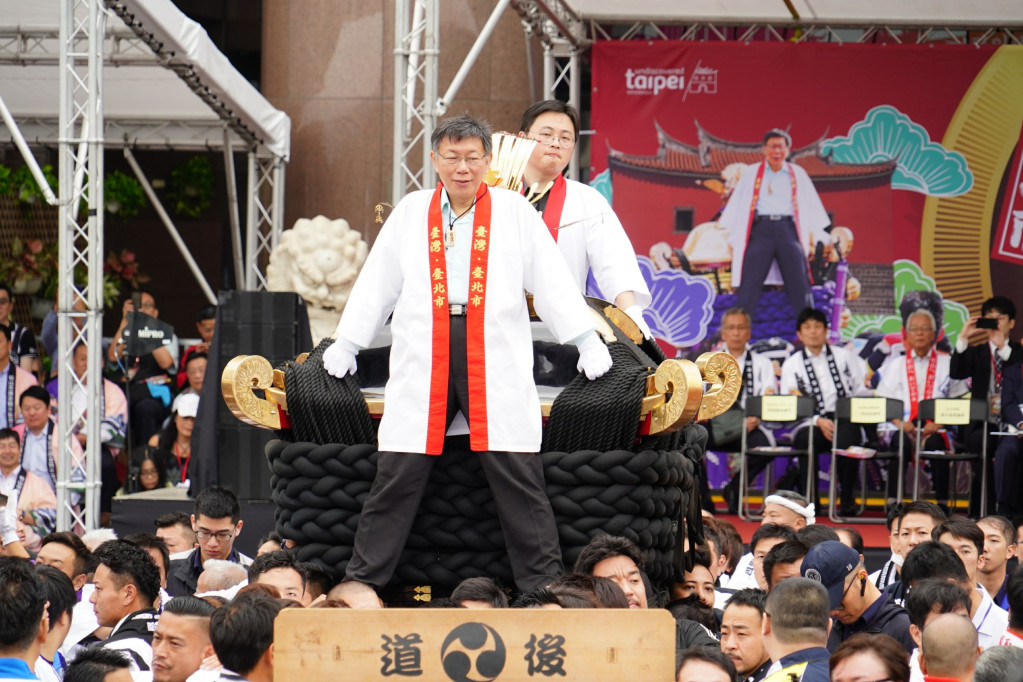 台北市長柯文哲今（3）日出席2019日本愛媛縣松山市來台撞轎祈福活動。圖／台北市政府提供