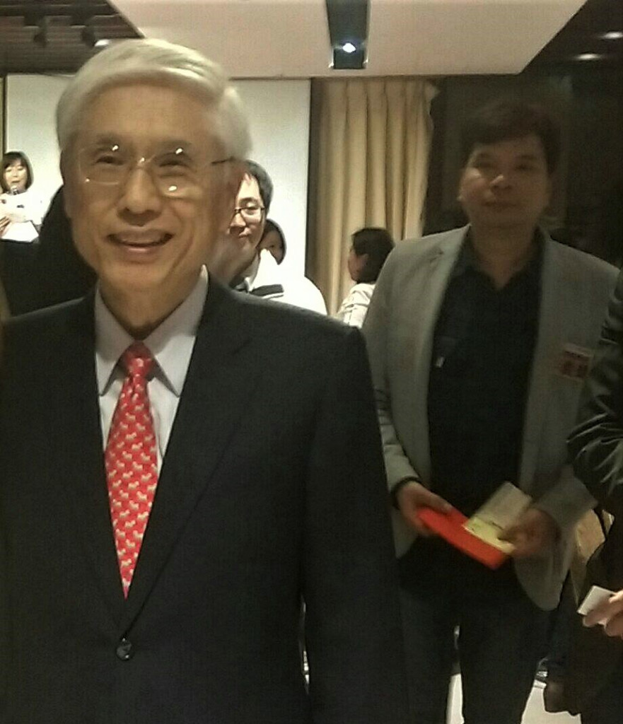 林奏延今出席醫藥記者聯誼會年終活動時強調，不受內閣改組將遭撤換的傳言影響。圖／黃筱珮攝