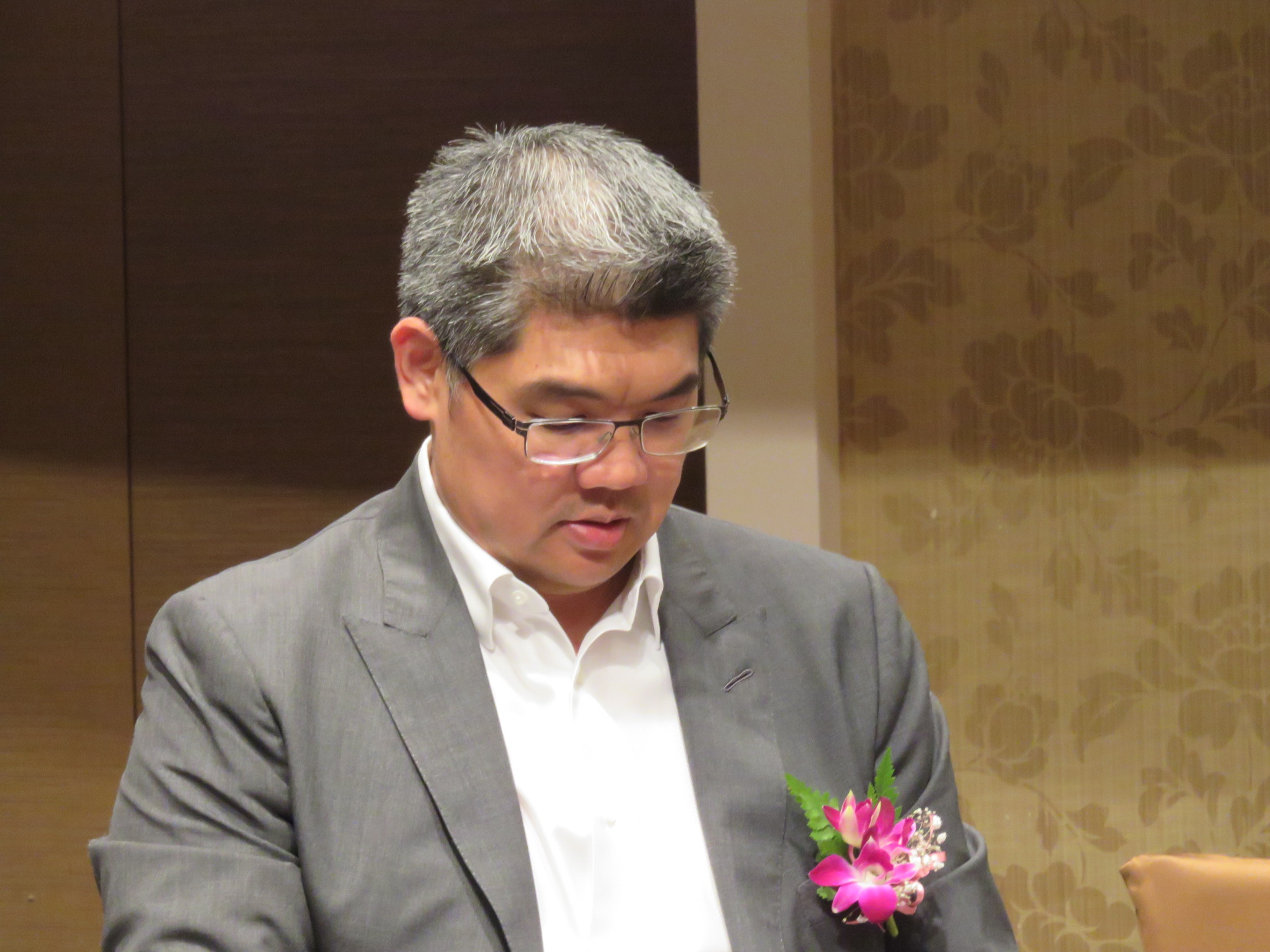 國民黨台北市長參選人連勝文財產及是否漏稅遭質疑，連陣營強調是媒體報導是刻意抹黑，對於查稅問題則表示願意面對外界檢驗，不怕來查。（本報資料照片）