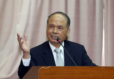 財政部長張盛和今日邀集10位學者專家進行房地合一座談，共達成五大共識，並將於8月再舉辦第二場，匯集更多意見後，再將草案送至行政院。（中央社資料照）