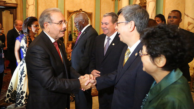 陳建仁副總統伉儷出席梅迪納（Danilo Medina）總統晚宴。圖/多國總統府提供