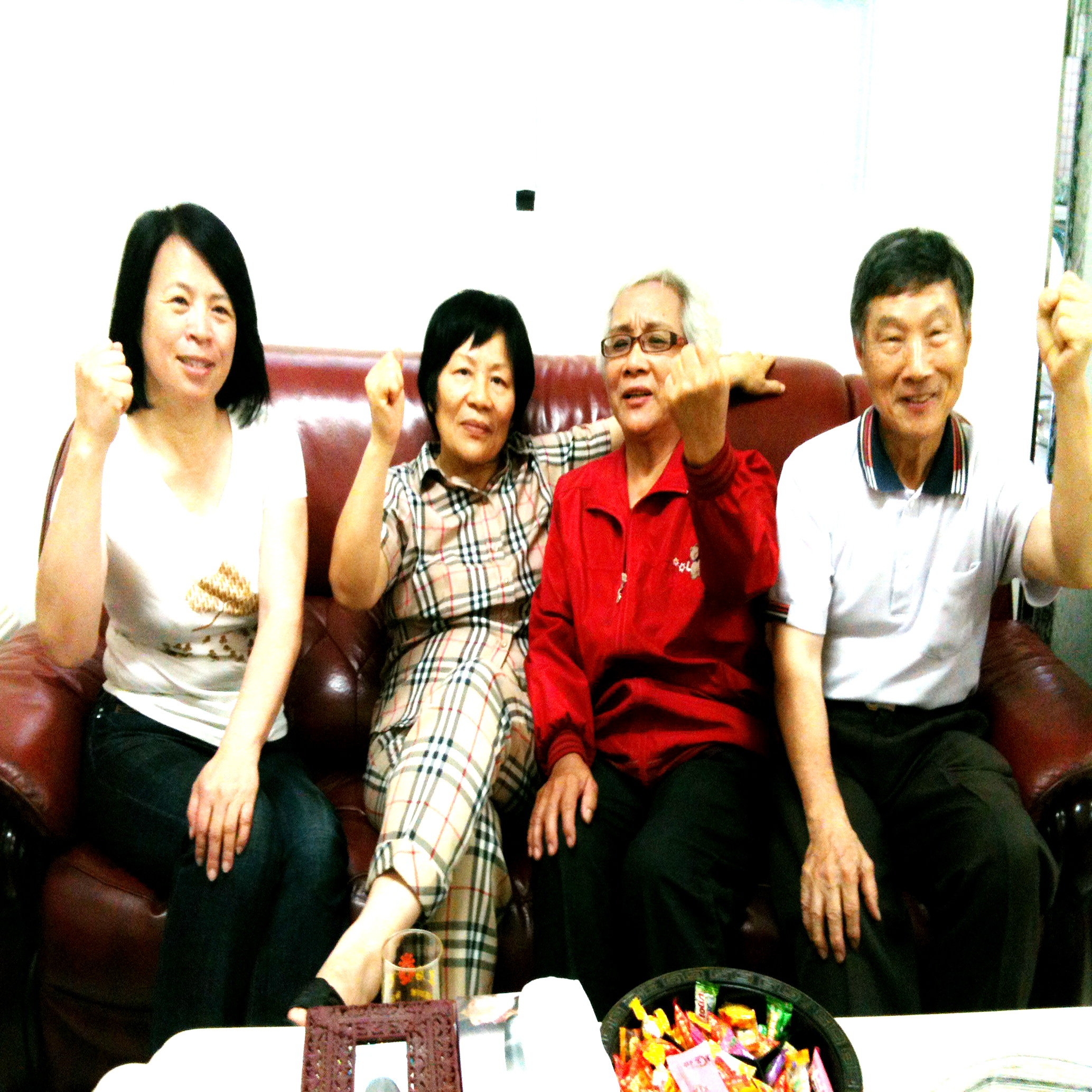 左起張禾宜、葉津鈴。
