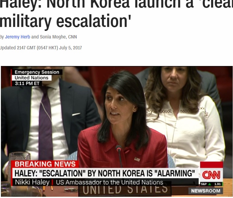 美國駐聯合國大使海利（Nikki Haley）5日在安理會指出，北韓試射洲際彈道飛彈已使「世界成為更危險所在」，華府不惜動用武力。圖／擷取自CNN網站