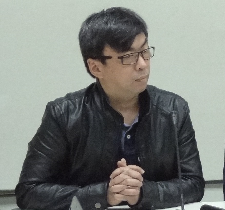民進黨立委段宜康今天上午與桃園平鎮區市議員候選人楊家俍召開記者會爆料指出，桃園縣長吳志揚在100年7月因首長特支費用完，竟要求桃園航空城核銷其公關支出，逼迫公務員私帳公報，要求廉政署展開調查。（民報資料照片）