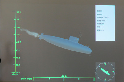 總統蔡英文宣示潛艦國造,國內造船產業引頸期盼。但這中間涉及諸多利益,尤其2008年的鐽震案讓綠營選情灰頭土臉,而今又傳出當年鐽震案的要角吳乃仁及邱義仁恐利用蔡政府的國防自主既定政策,找到了「潛艦國造」這一塊充滿商機利益的介入點,對此小英政府當留心可能引發的爭議。(圖/中央社)