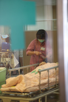 韓國首爾市衿川區政府昨日證實，8日一名中國籍女護理人員被確診為MERS患者，是中國首例。（圖非本人，中央社資料照片）