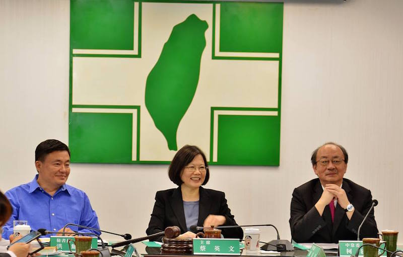 蔡英文邀請民進黨原副秘書長洪耀福出任民進黨秘書長。（郭文宏攝）