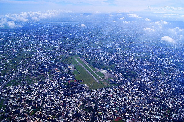 有「台中最後一塊鑽石地」之稱的水湳經貿園區，經新市府團隊檢討總規劃大翻新，具智慧、低碳丶創新之功能。（圖片摘自網路）