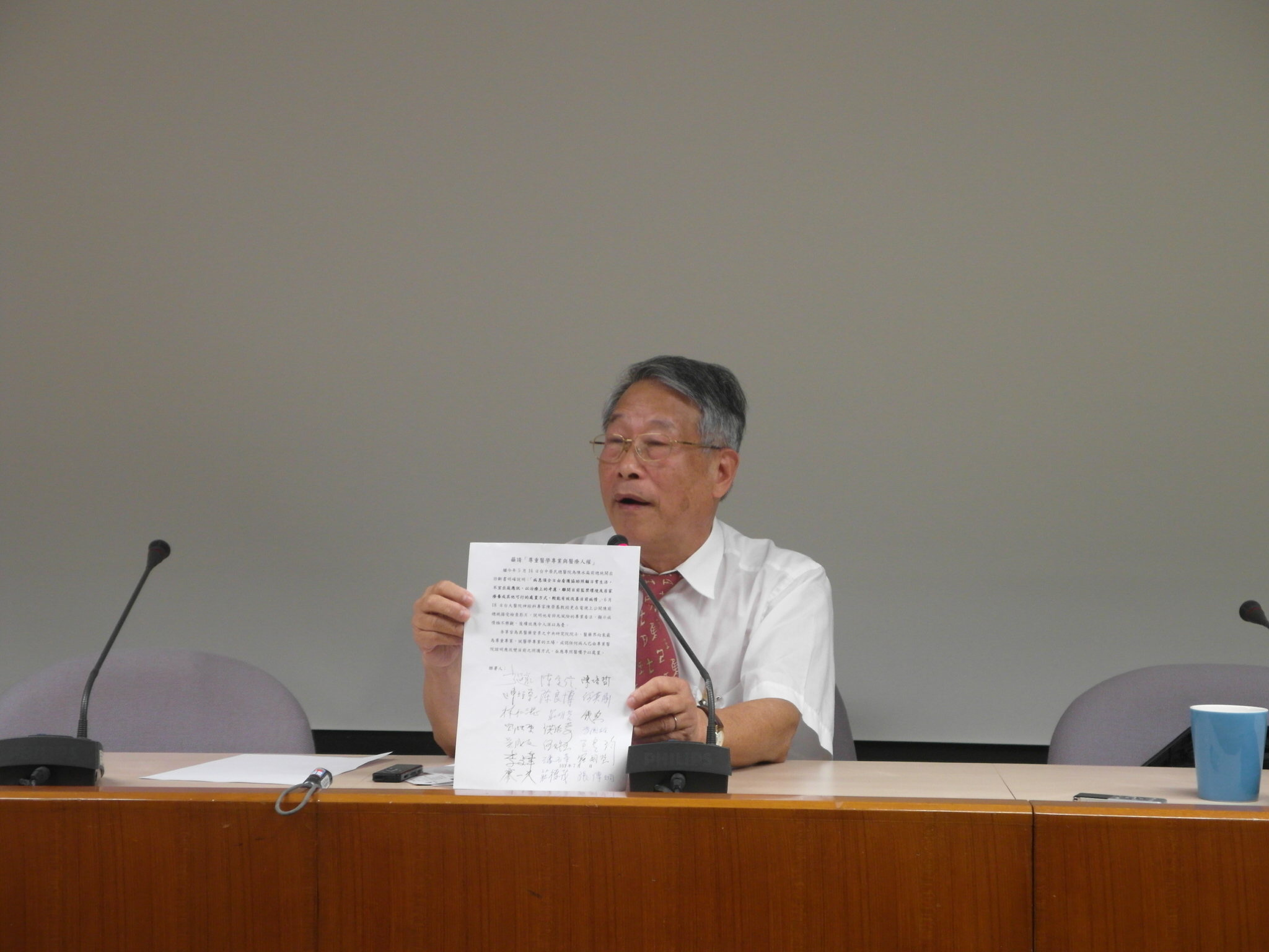 國內肝病醫學權威、中研院院士廖運範說，如果媒體報導屬實，陳水扁的監禁環境，「連實驗室裡的動物都受不了。」(記者陳淑貞攝)