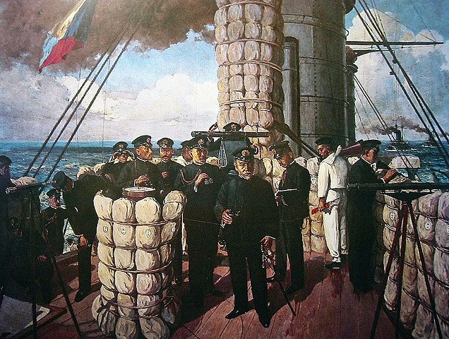 日本油畫，描繪日俄戰爭日本海海戰期間，日本海軍指揮官東鄉平八郎在三笠號(Mikasa)戰艦艦橋指揮作戰，最後擊潰俄國波羅的海艦隊，贏得日本海海戰勝利。(圖片: 維基百科)