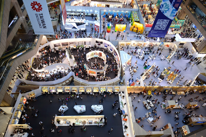 2015年新一代設計展鳥瞰圖。這個設計相關科系的重大展會，一年又一年遭受越來越強烈的批評。(圖片: 下載自新一代設計展官網)