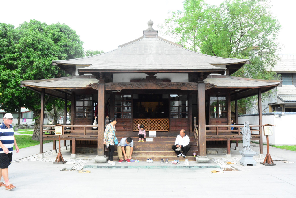 吉安慶修院始建於1917年，由日人川端滿二籌建，原名「高野山真言宗吉野布教所」。