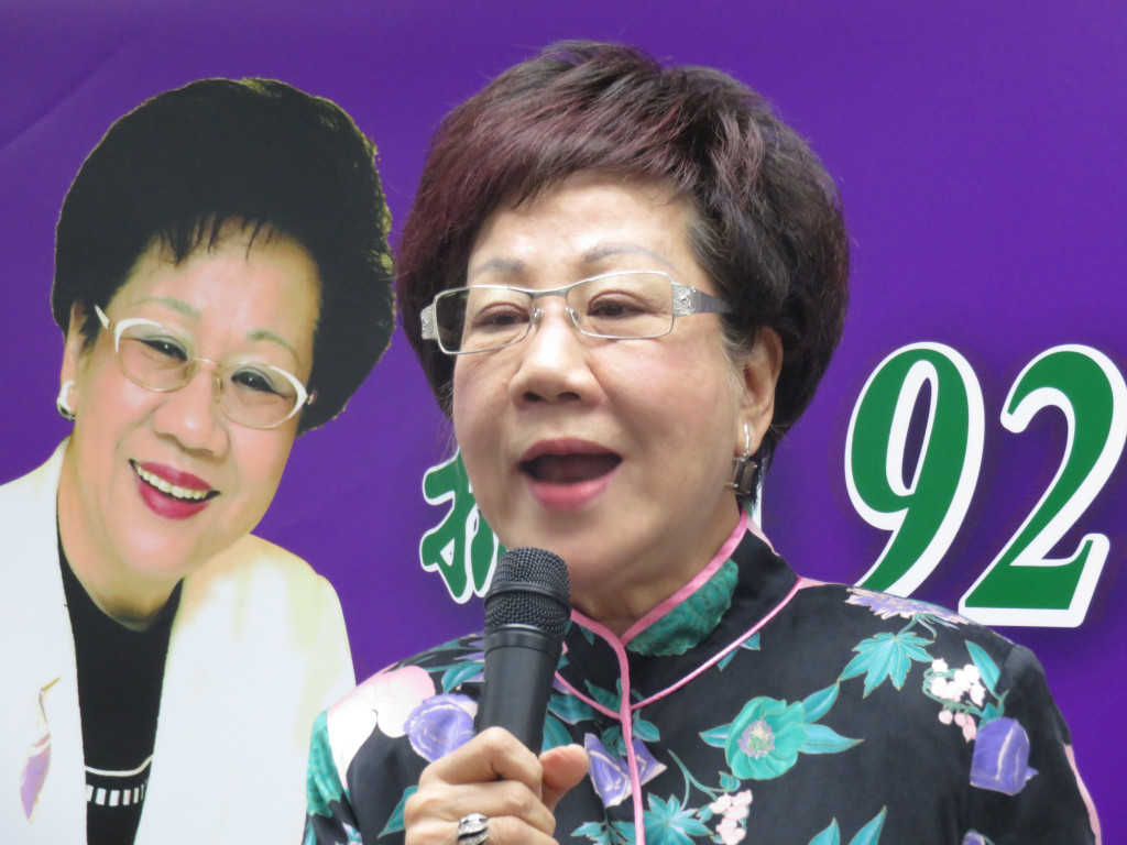 蔡英文在兩岸主張提「維持現狀」，呂秀蓮給予加油，盼具體解釋定義。（朱蒲青攝）