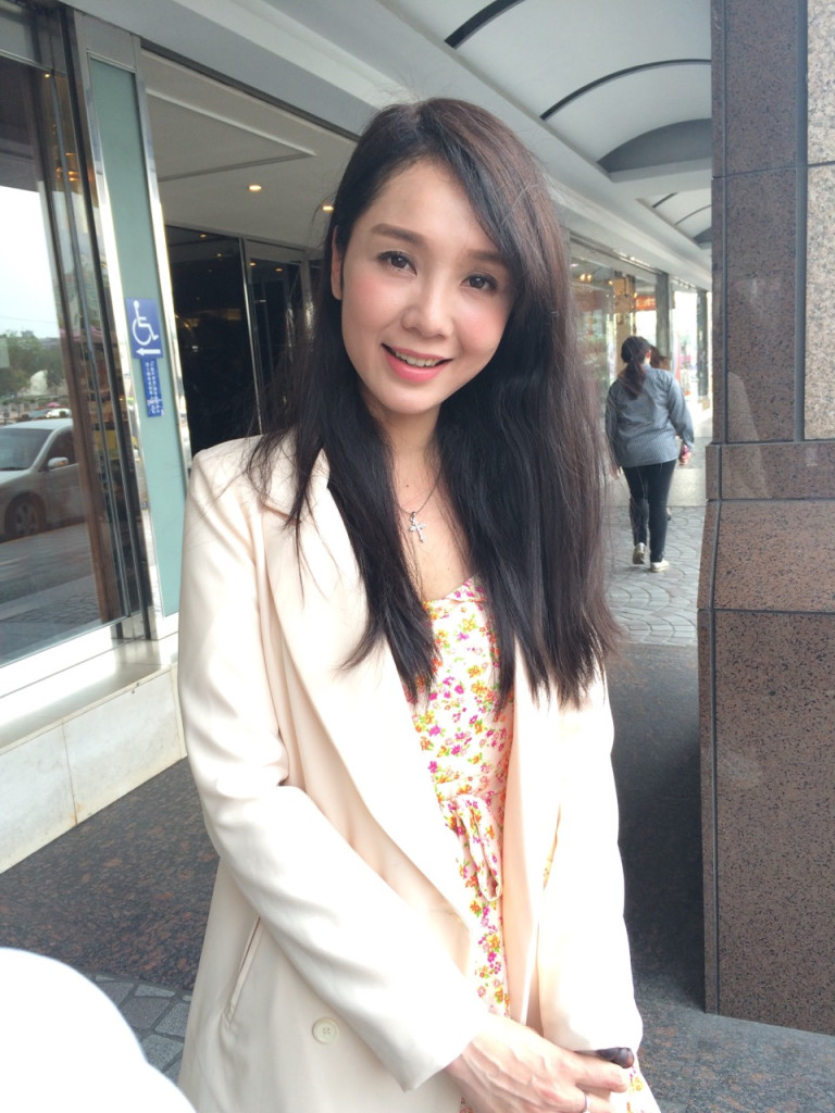 「越南林志玲」列不分區立委, 鄭運鵬:黨中央沒派人接洽。(網路翻拍)