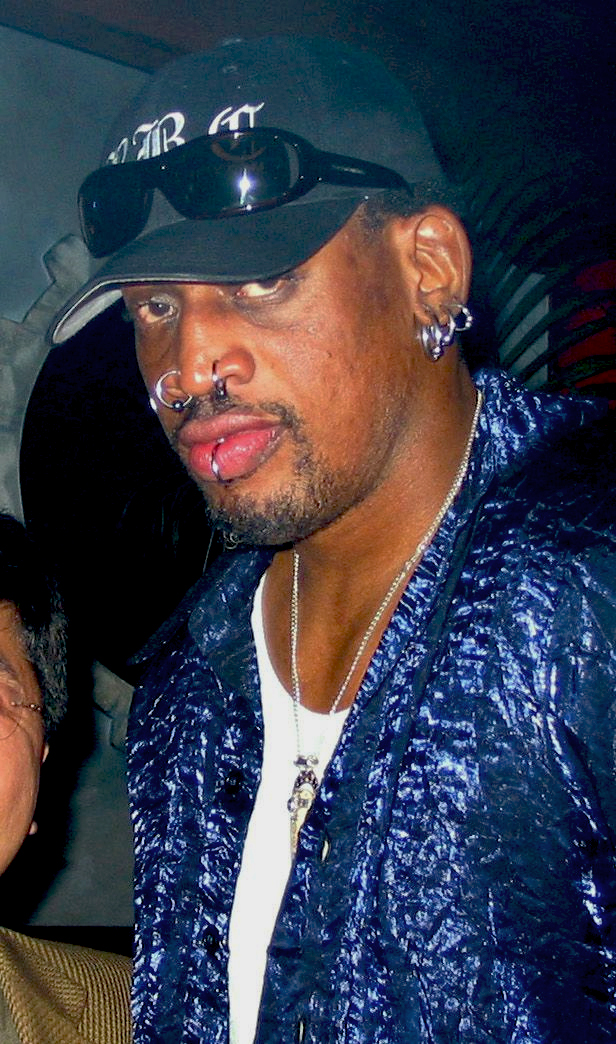 前美國職籃名星羅得曼（Dennis Rodman），前進北韓，為金正恩31歲生日祝賀 （圖片來源：維基百科）
