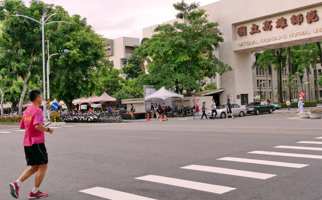 大學指考明登場！全國各考區，因為少子化關係，考生數都減少，惟高師大今年考區還增加32位，因此增加1個試場。(圖/陳俊廷)