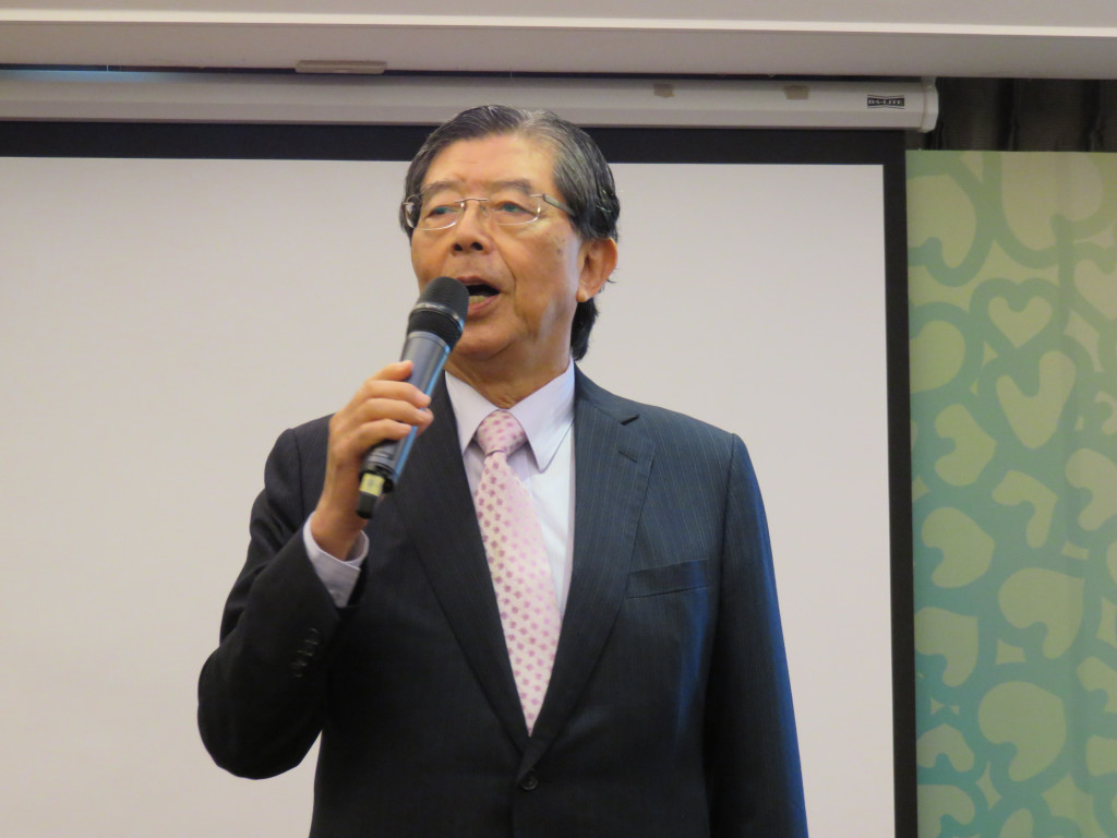 永社今（19）日舉辦募款餐會，理事長陳傳岳期許蔡英文能當選總統，政黨輪替，國會過半，台灣明年能建設新的歷史。（記者唐詩攝影）