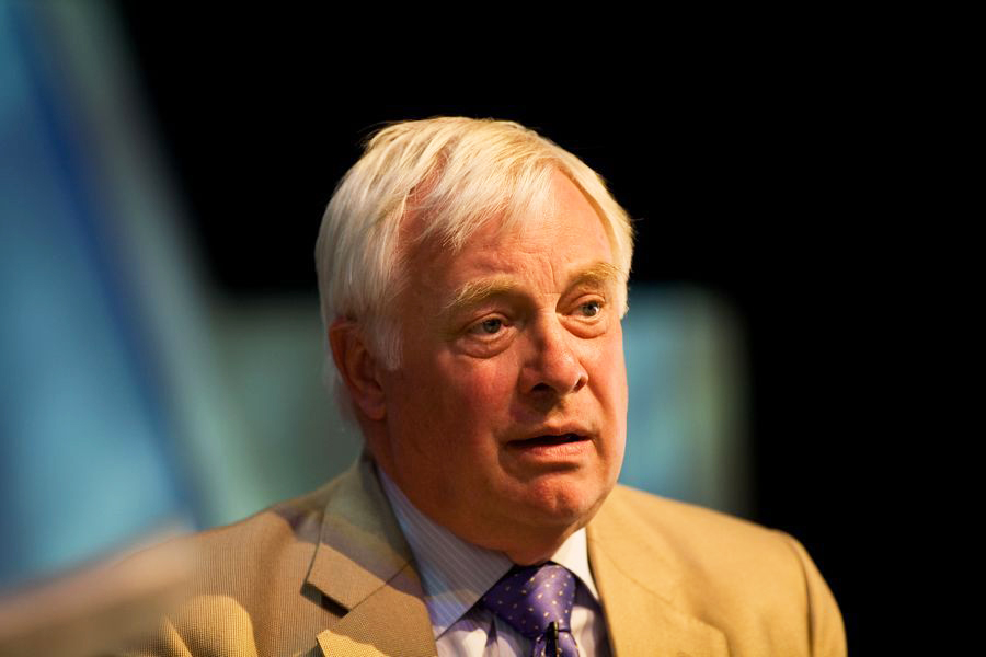 前港督彭定康作證時，開腔大力支持香港人為了爭取普選而形成的雨傘運動，批評北京政府及特首梁振英欠缺領導才能。（網路資料翻攝）