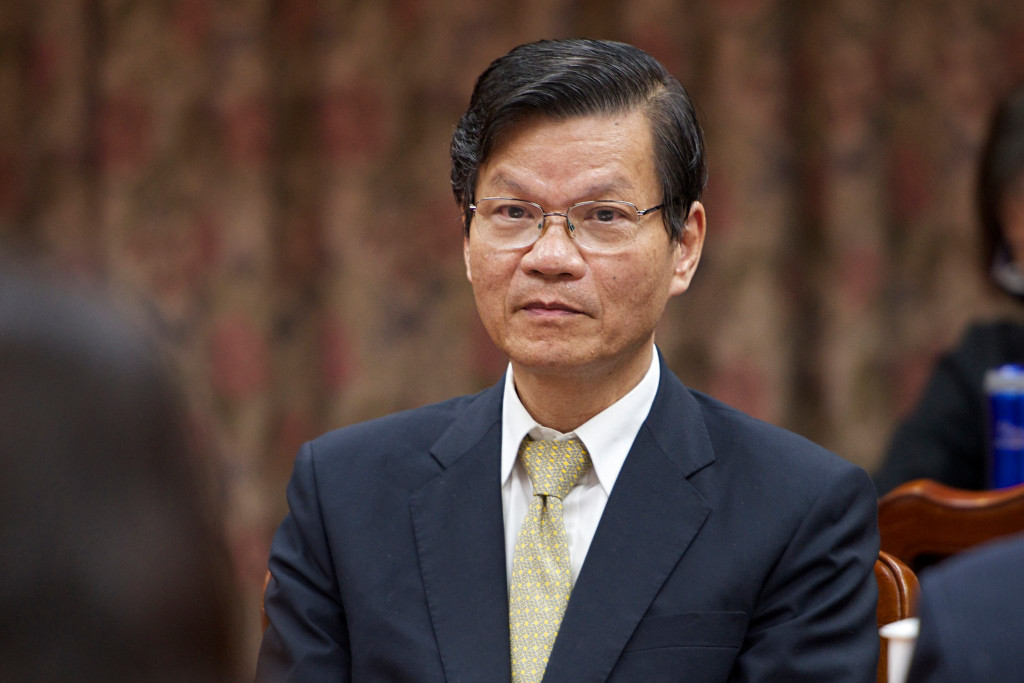 中研院院長翁啟惠無端惹入政治鬥爭，鬥爭者傷害了中研院清譽，卻要翁啟惠為中研院的清譽受損下台負責。連綠營亦持此議。(資料照，黃謙賢攝)