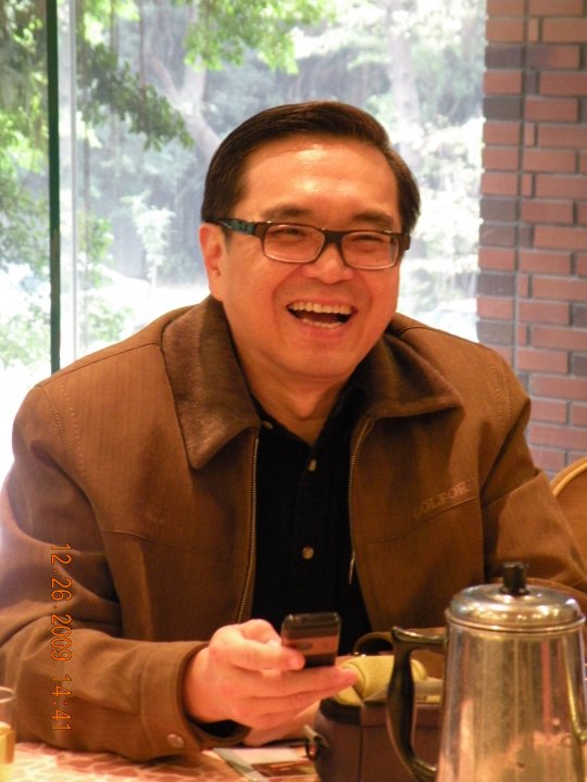 台北市研考會主委陳銘薰(圖,翻攝自陳銘薰臉書)昨天在議會當場嗆辭職走人,錄議員今再爆陳「身家上億」。