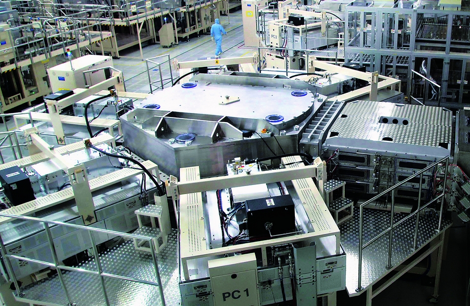 主計處坦言,中國全力扶植在地產業供應鏈,已衝擊台灣產業競爭力,成未來出口成長變數。(圖為中國面板廠照)