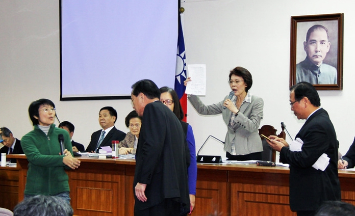 國民黨立委黃昭順對自由經濟示範區一案，從公聽會到審查爭議不斷。（圖為自經區公聽會資料照）