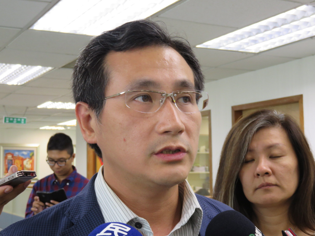 鄭運鵬：民進黨在選後召開年金改革會議。（朱蒲青攝）
