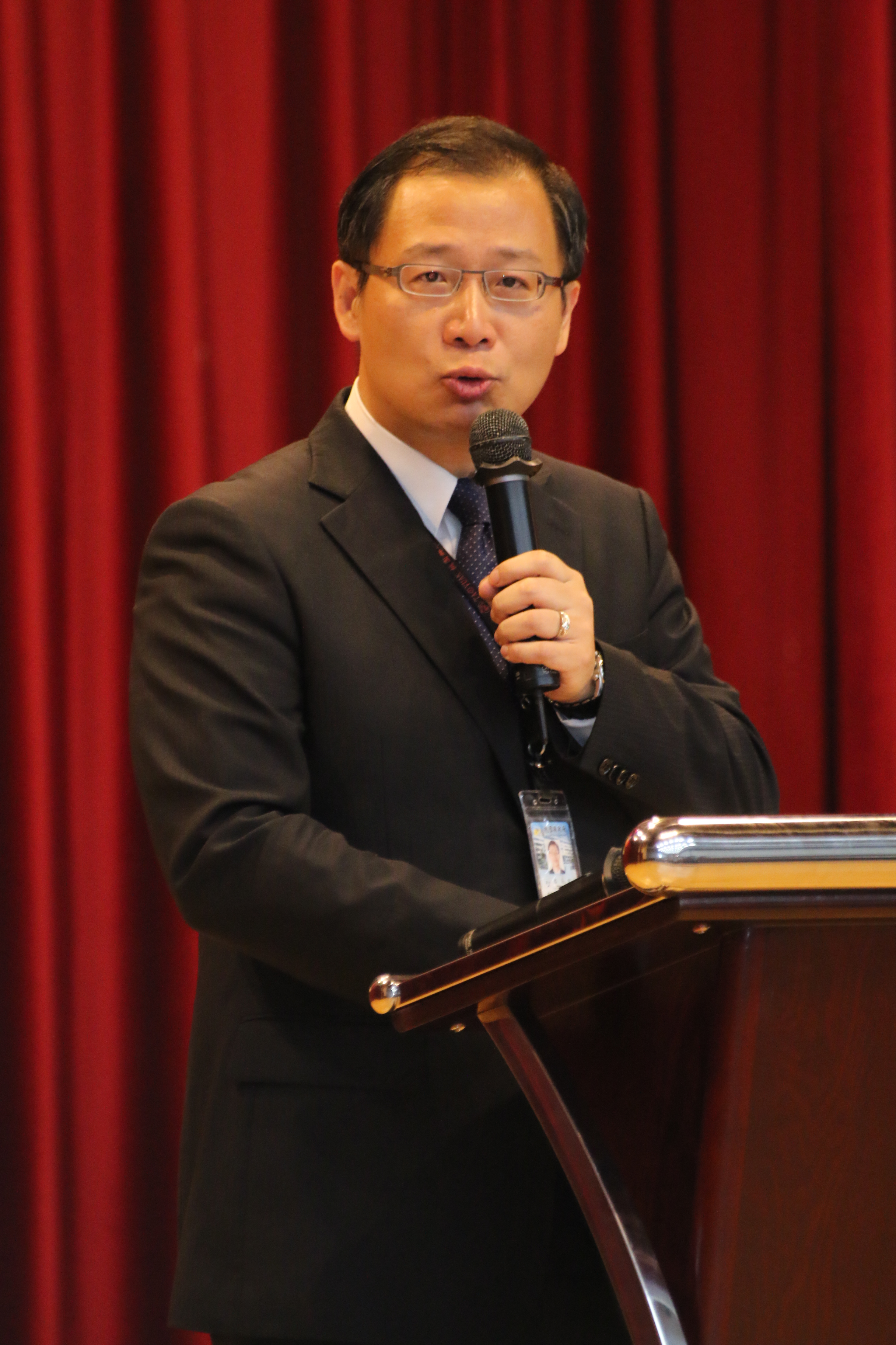 吳志揚力挽狂瀾，為自己政治生命奮力一搏。(記者何豪毅攝)