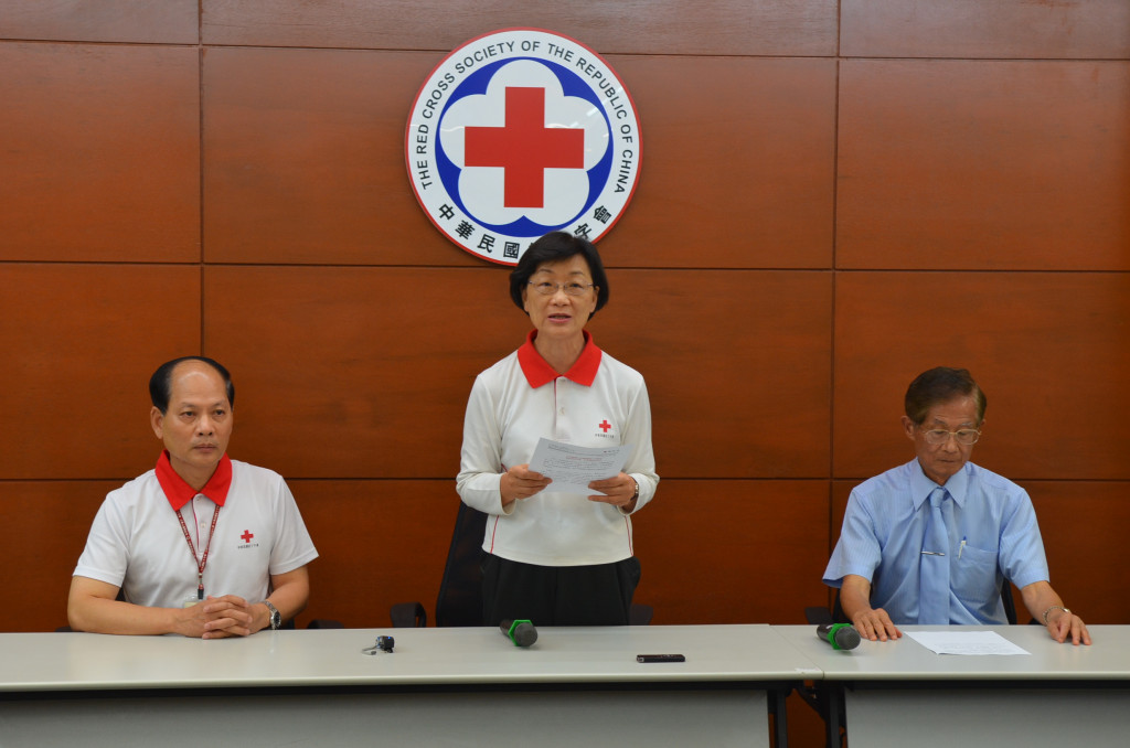 立院通過廢除中華民國紅十字會法,紅十字會會長王清峰表示,將聲請釋憲並進行行政訴訟。(紅十字會總會提供)